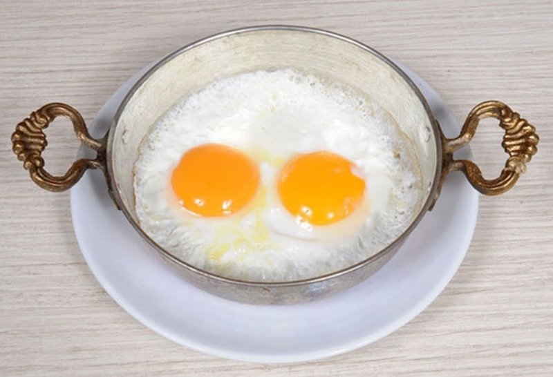 Fried eggs