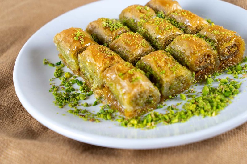SPECIAL WITH PISTACHIO