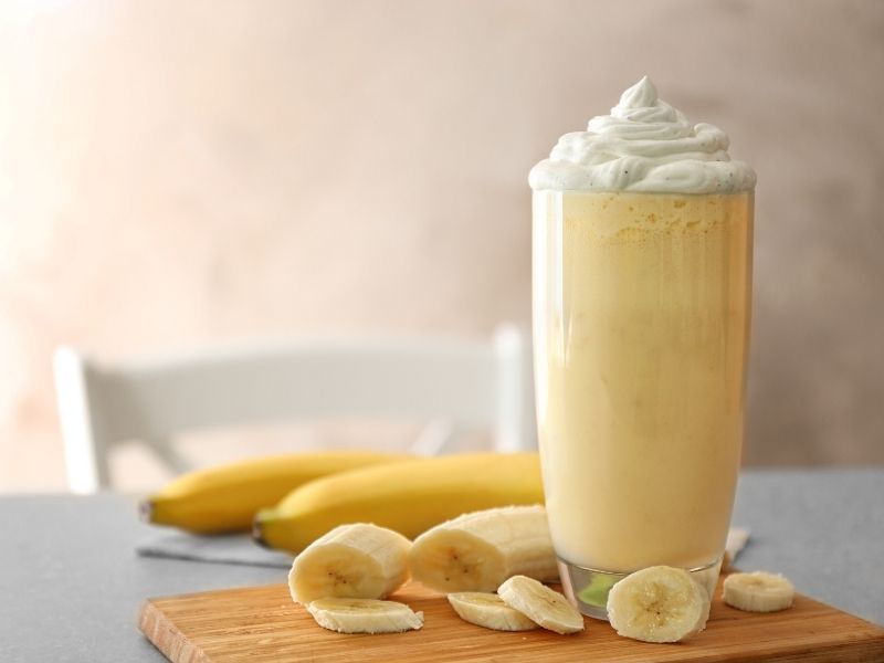 Banana milkshake